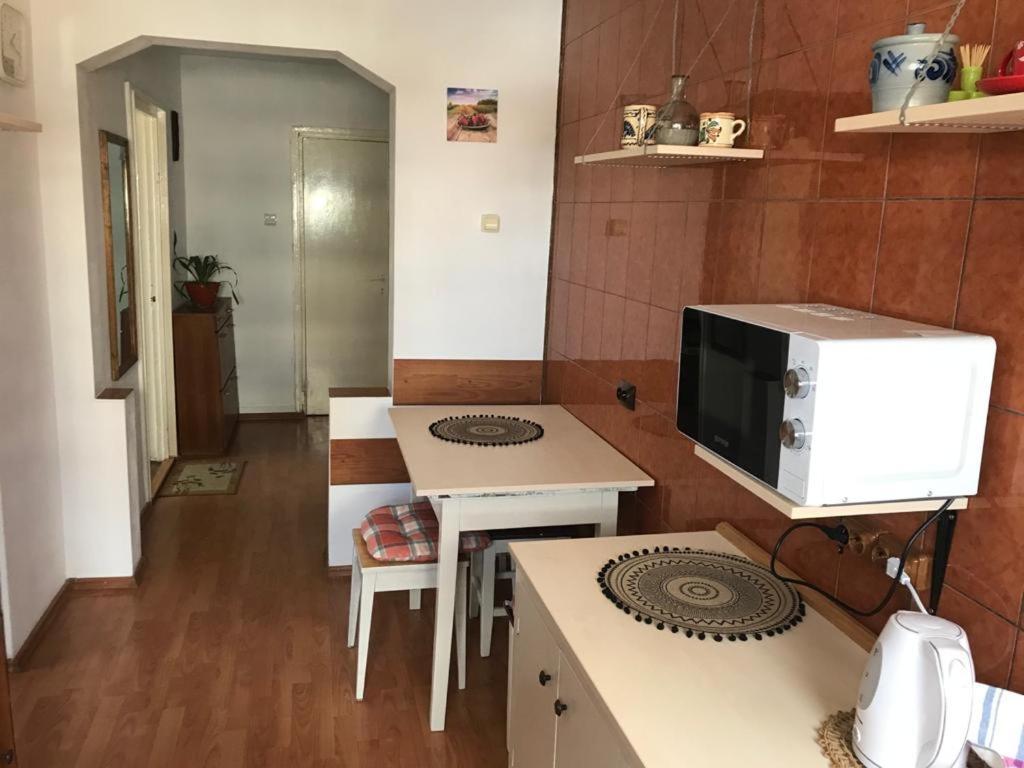 Sara Apartman Тыргу-Муреш Экстерьер фото
